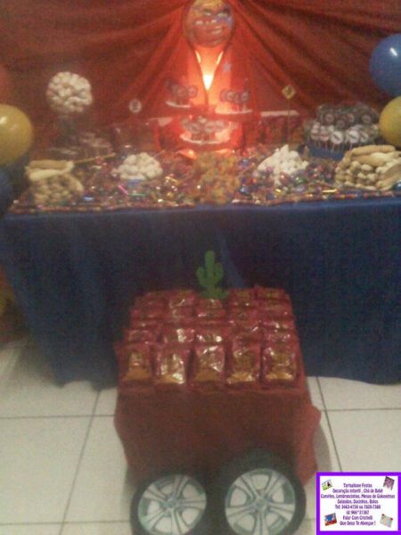 Mesa De Guloseimas